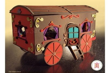 Il Carrozzone Dei Balocchi  Tecnica: Design in Gomma