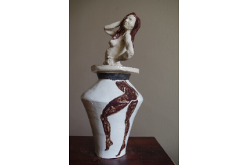 Rossa come Jessica Rabbit - Ceramica smaltata e ingobbiata - cm 30x20x20